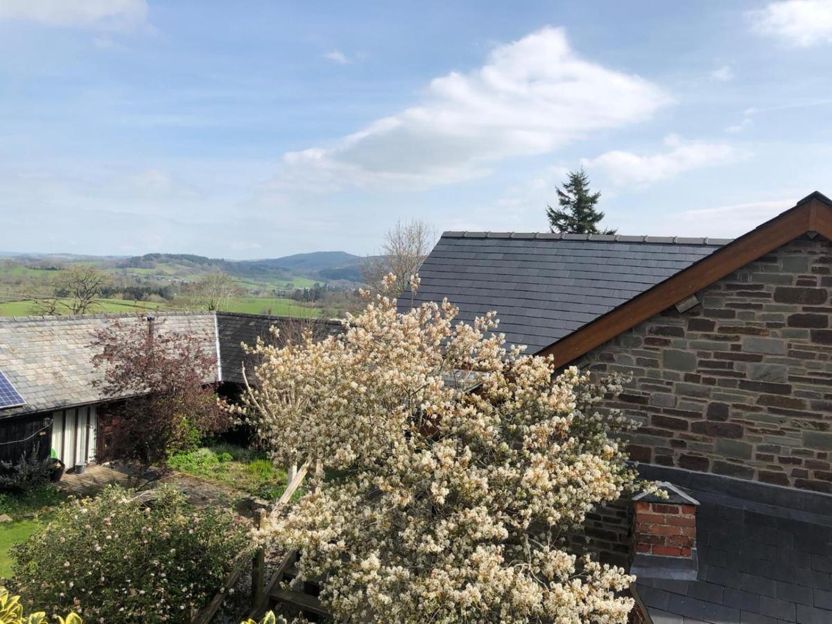 Hay Barn, Penrheol Farm, Unique Barn Conversion Builth Wells Buitenkant foto